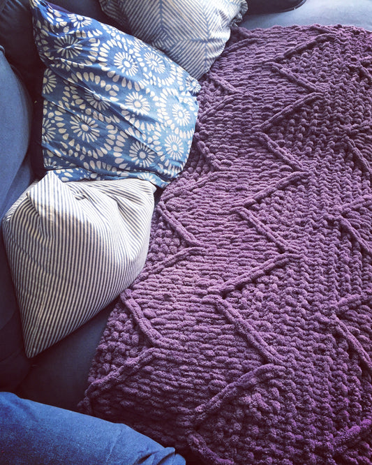 PATTERN: Chevron Stripe Blanket - ILoveMyBlanket