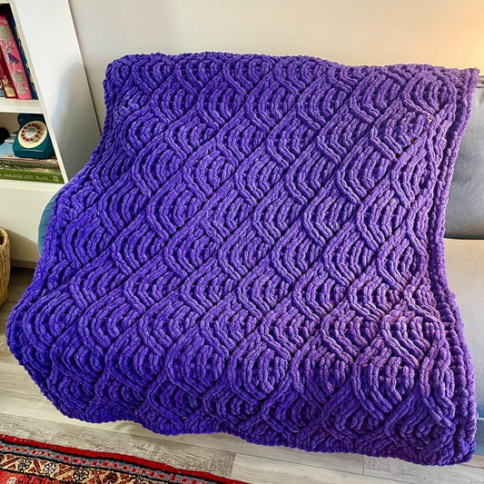 PATTERN: Overlapping Waves Blanket - ILoveMyBlanket