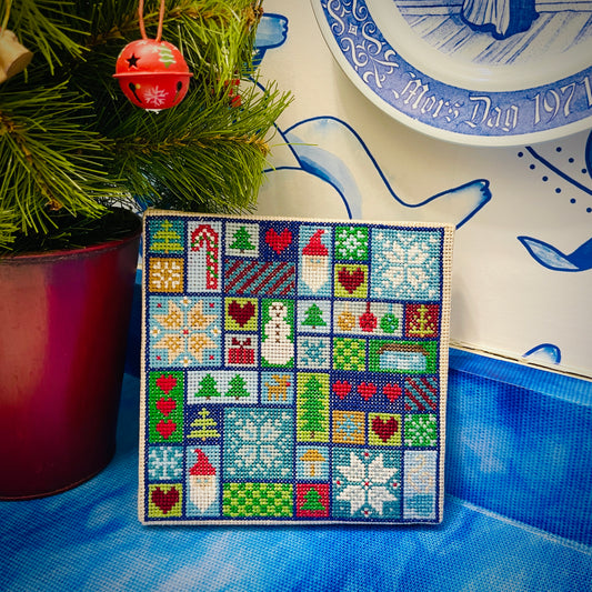 CROSS STITCH PATTERN: Happy Holidays - ILoveMyBlanket