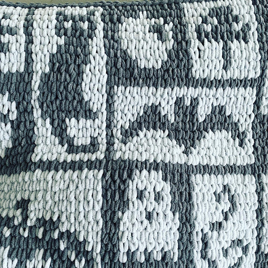 PATTERN: Spooky Autumn Tile Blanket - ILoveMyBlanket