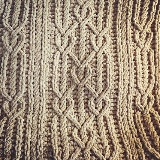 PATTERN: Celtic Diamond Interlace Blanket - ILoveMyBlanket