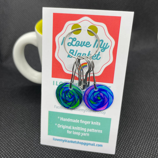 Stitch Markers with Rose Flower Charms - ILoveMyBlanket