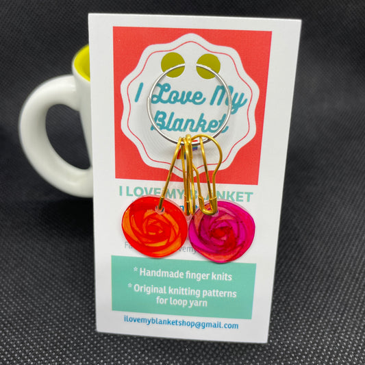 Stitch Markers with Rose Flower Charms - ILoveMyBlanket