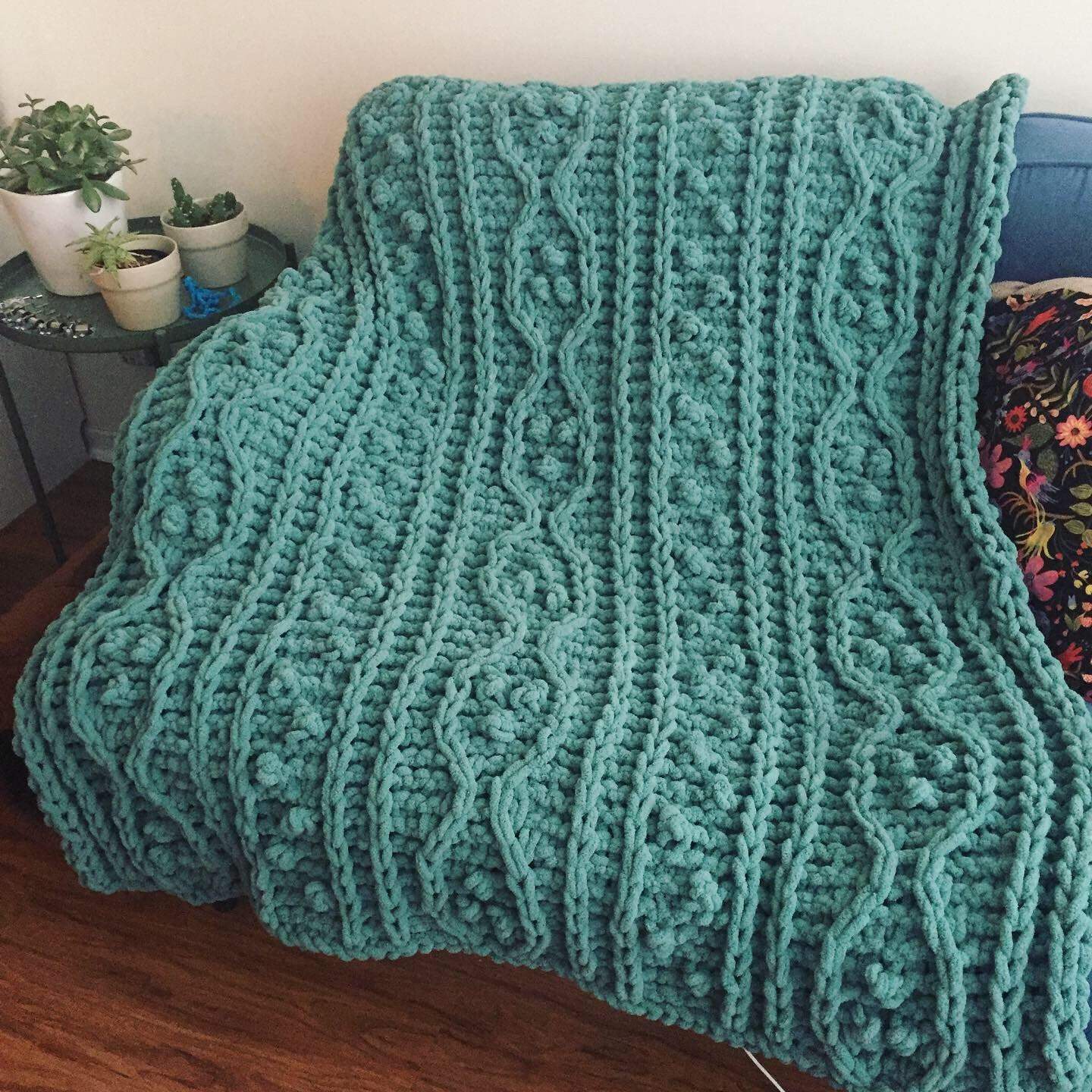 PATTERN CozyPom PomThrowBlanket