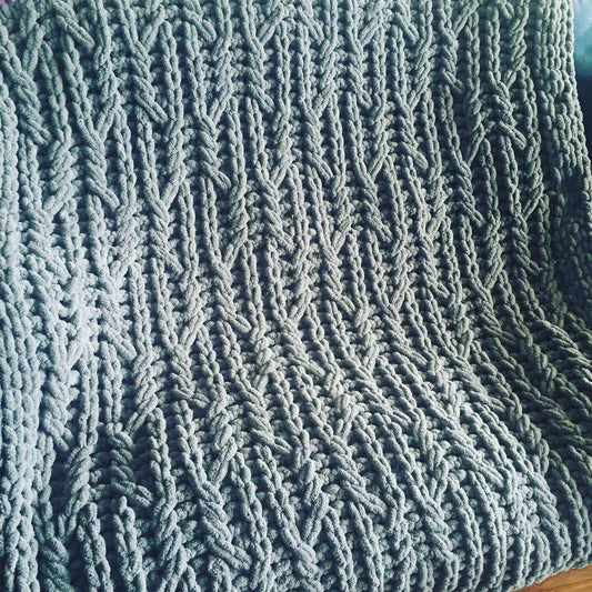 PATTERN: Criss-Cross Applesauce Blanket - ILoveMyBlanket