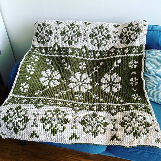 PATTERN: Flower Bouquet Scandinavian Blanket - ILoveMyBlanket