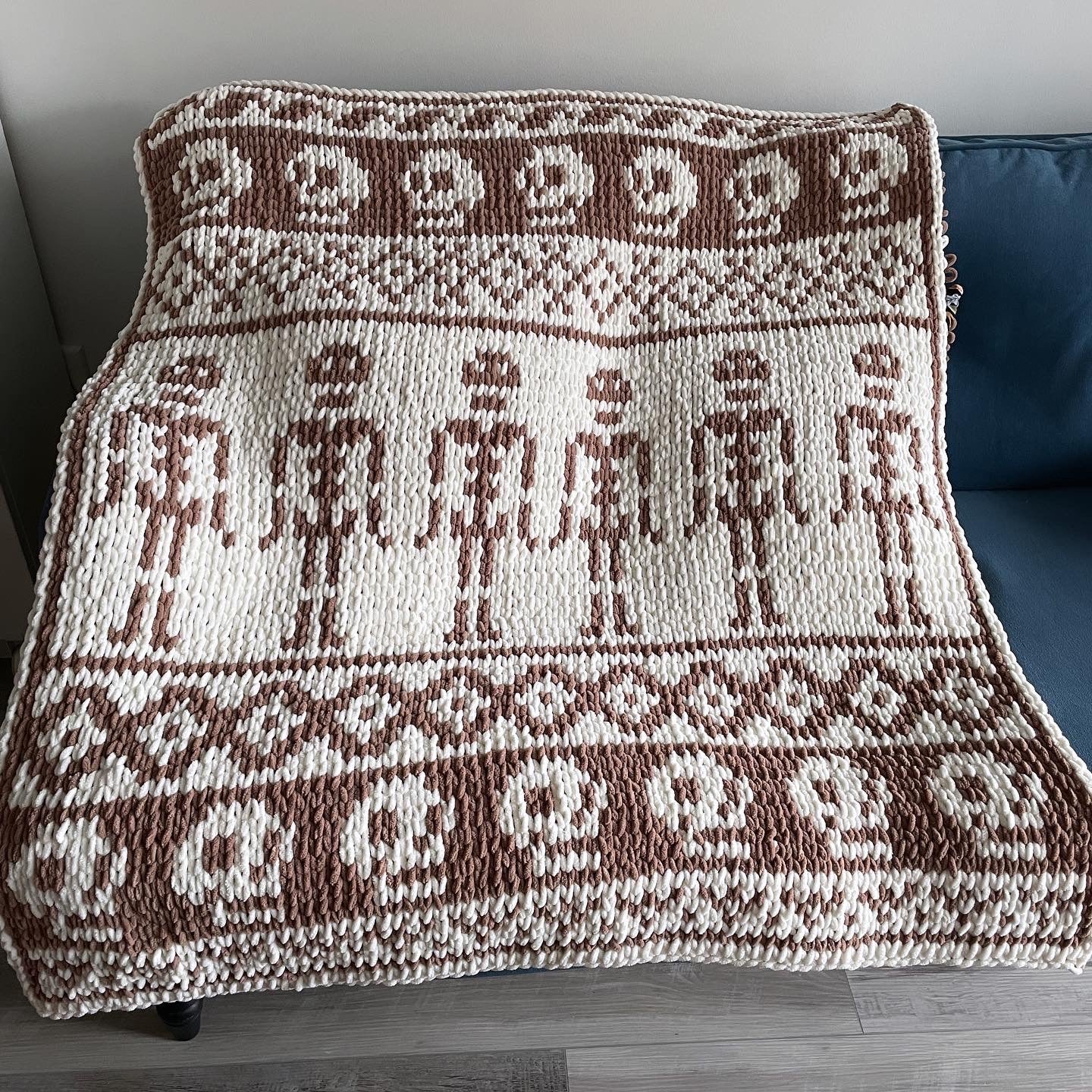 PATTERN: Skeleton Scandinavian Blanket - ILoveMyBlanket