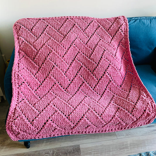 PATTERN: Lace Herringbone Blanket - ILoveMyBlanket