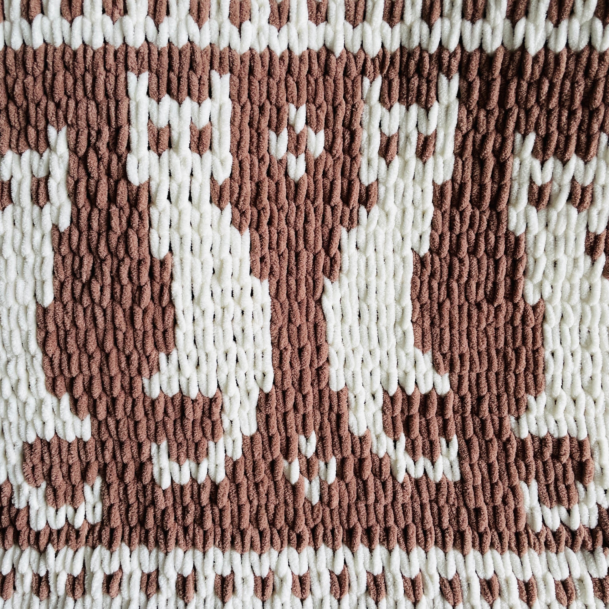 PATTERN: Kitty Cat Scandinavian Blanket - ILoveMyBlanket