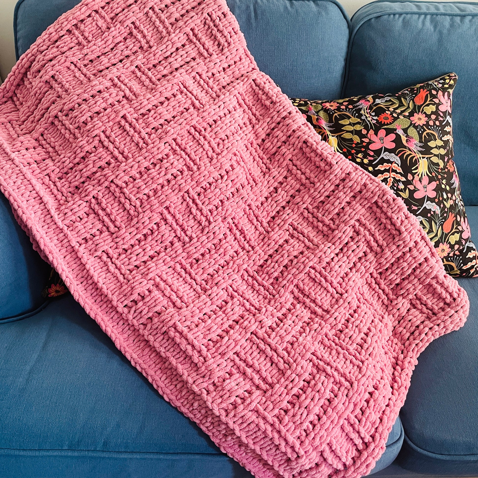 PATTERN: Belted Weave Blanket - ILoveMyBlanket