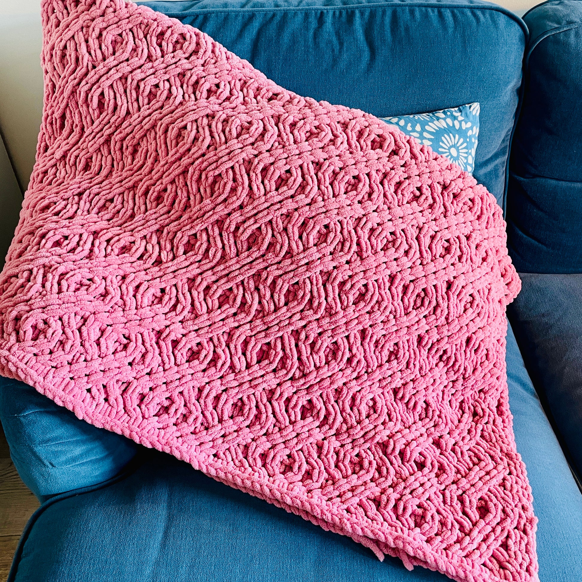 PATTERN: Swirl and Twirl Blanket - ILoveMyBlanket