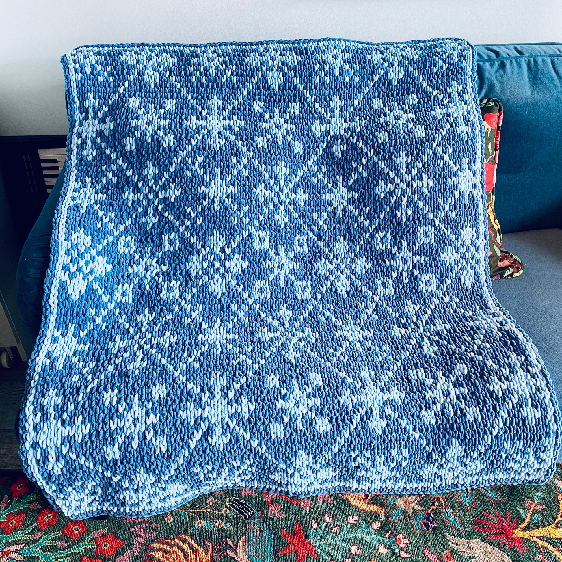 PATTERN: Snowflake Scandinavian Blanket - ILoveMyBlanket