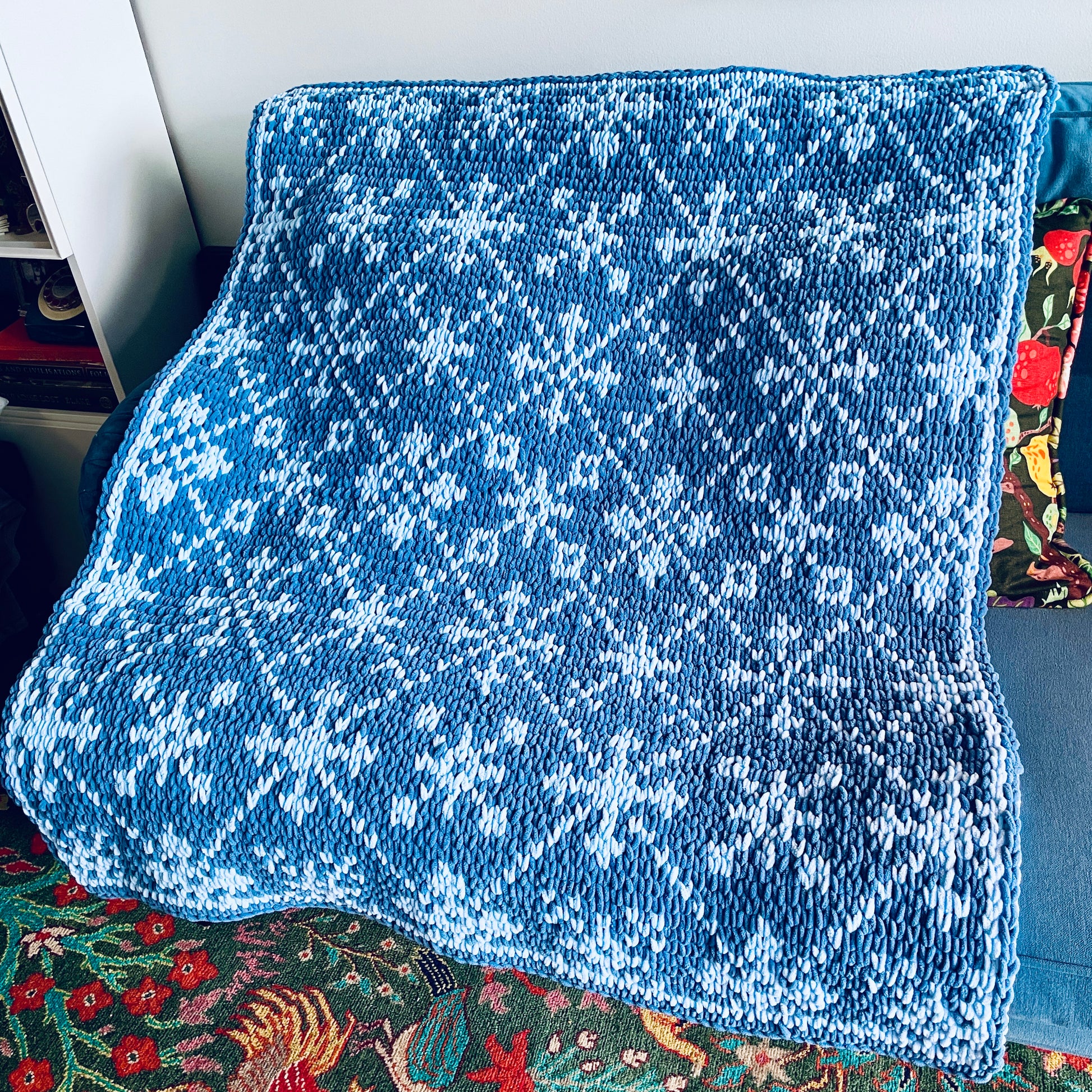PATTERN: Snowflake Scandinavian Blanket - ILoveMyBlanket