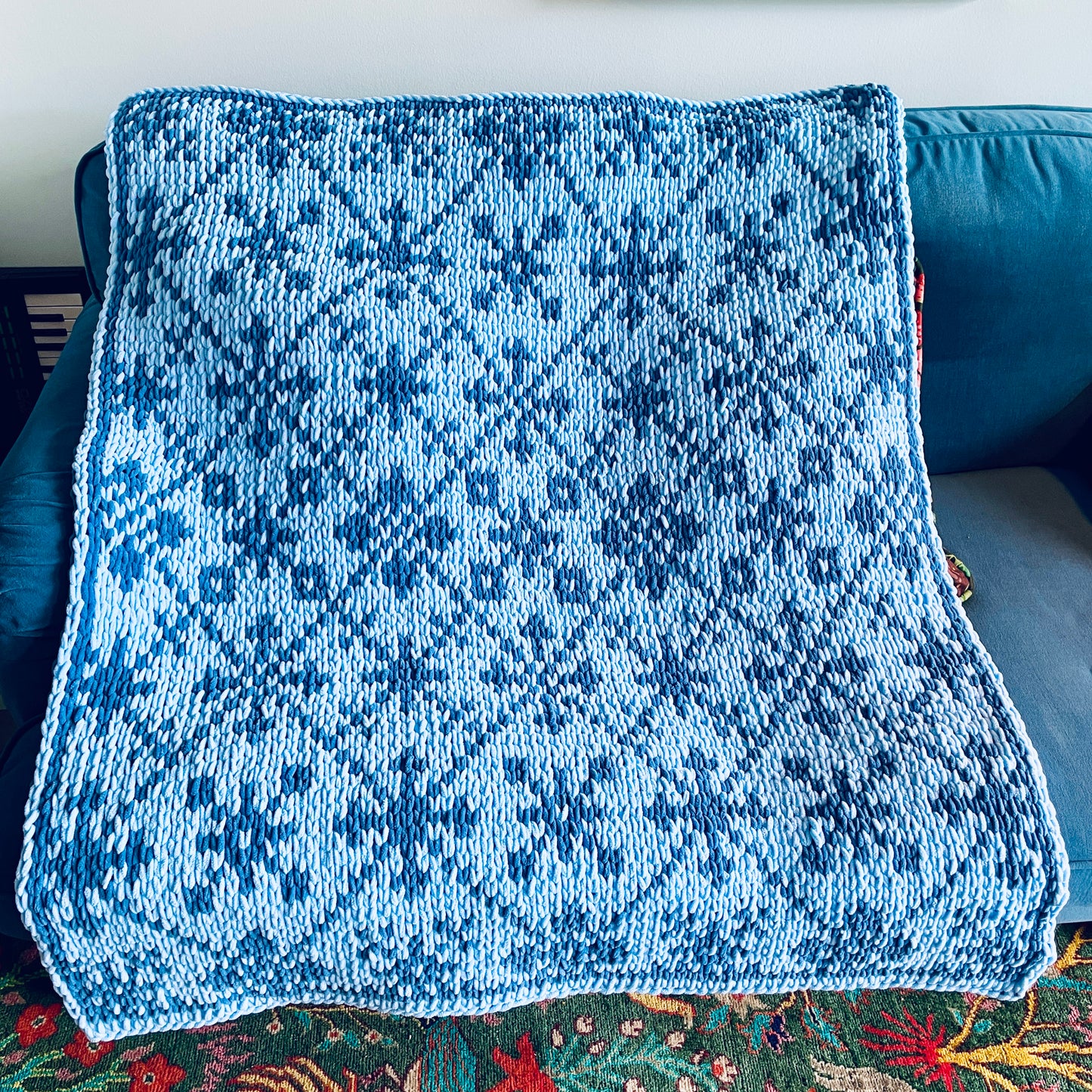 PATTERN: Snowflake Scandinavian Blanket - ILoveMyBlanket
