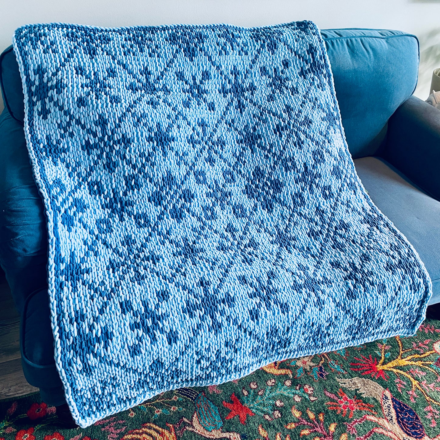 PATTERN: Snowflake Scandinavian Blanket - ILoveMyBlanket