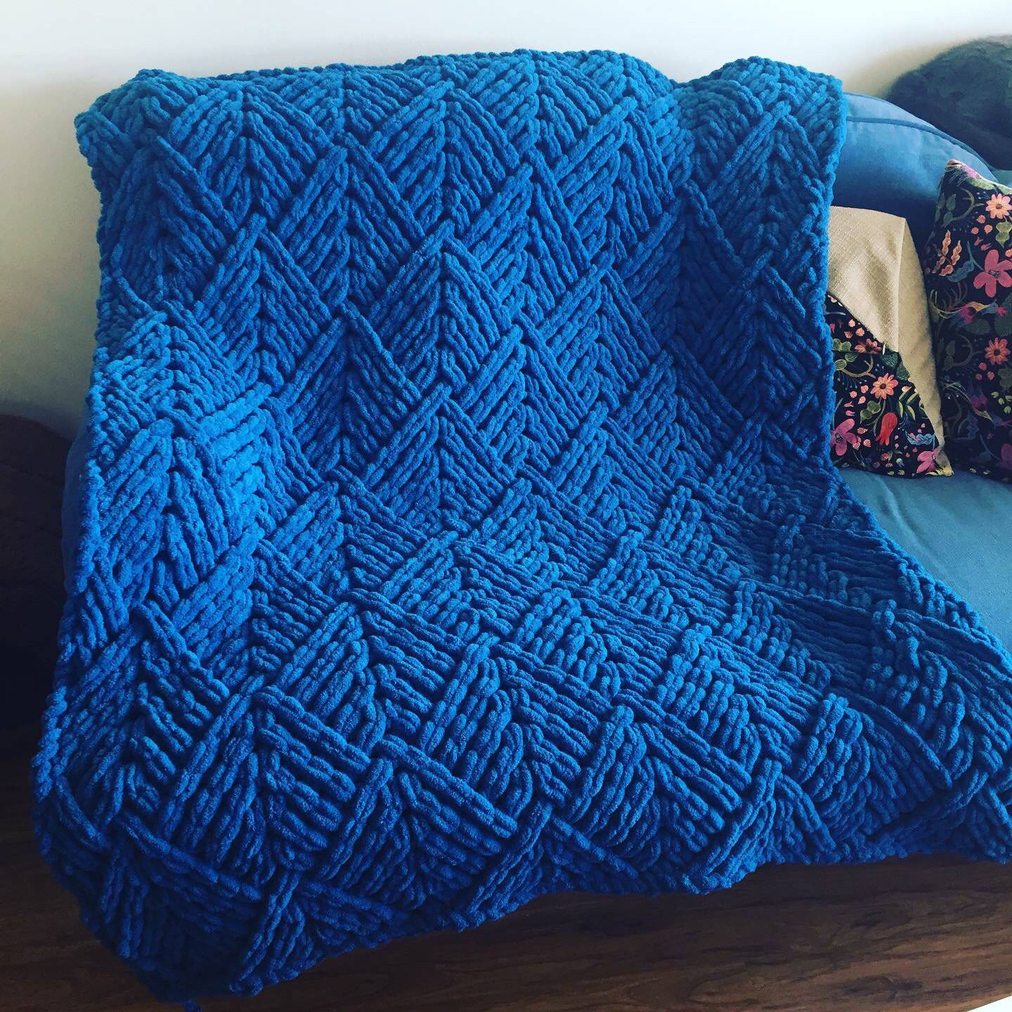 Blue patterned blanket hot sale