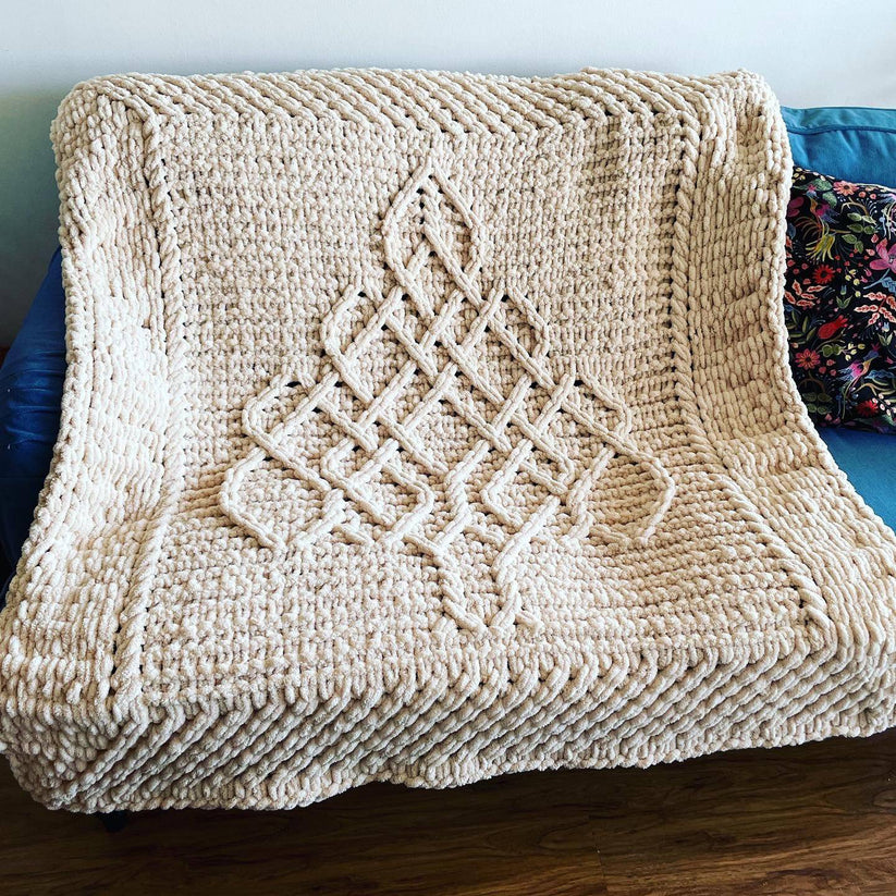 PATTERN: Celtic Pine Tree Blanket – ILoveMyBlanket