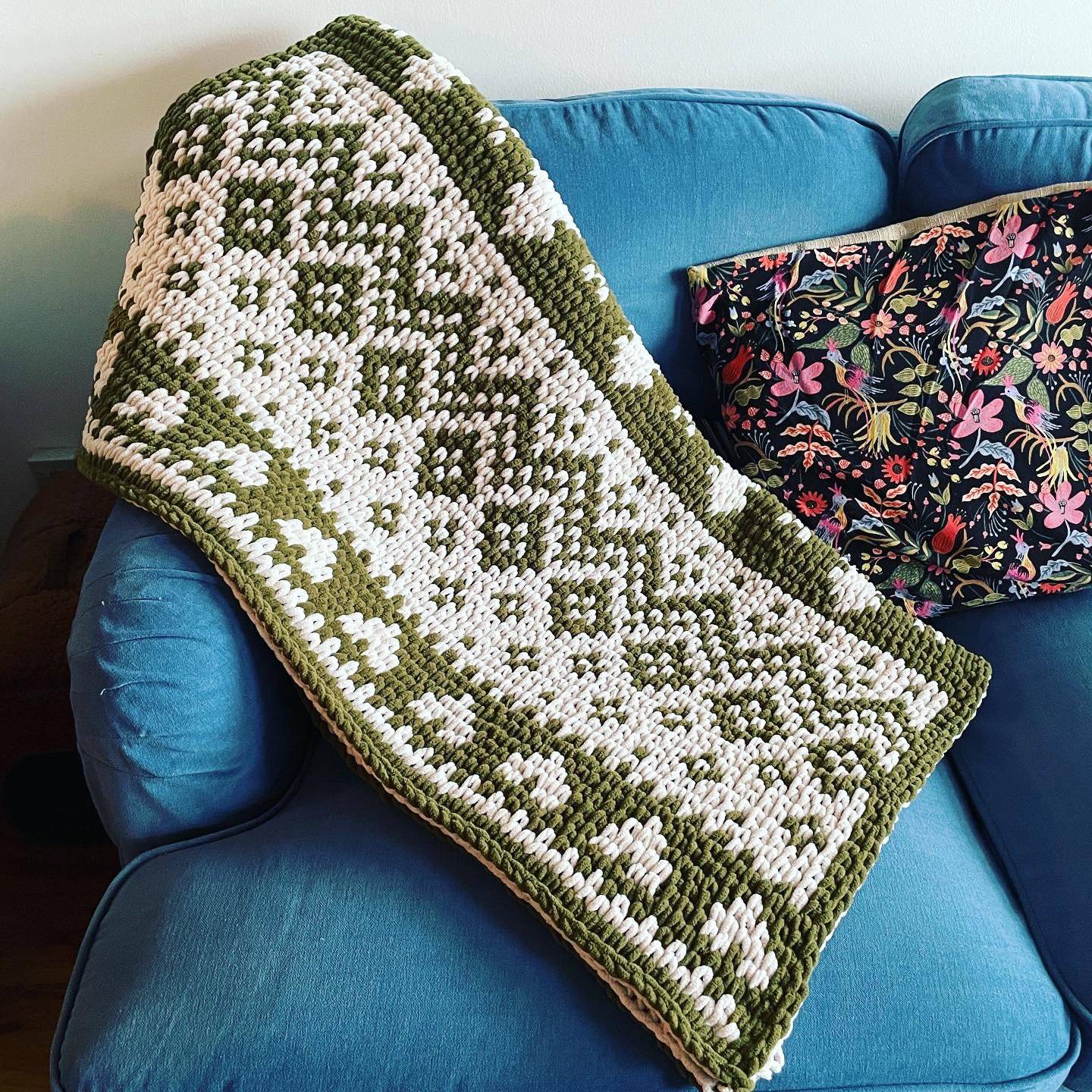 PATTERN: Evergreen Scandinavian Blanket – ILoveMyBlanket