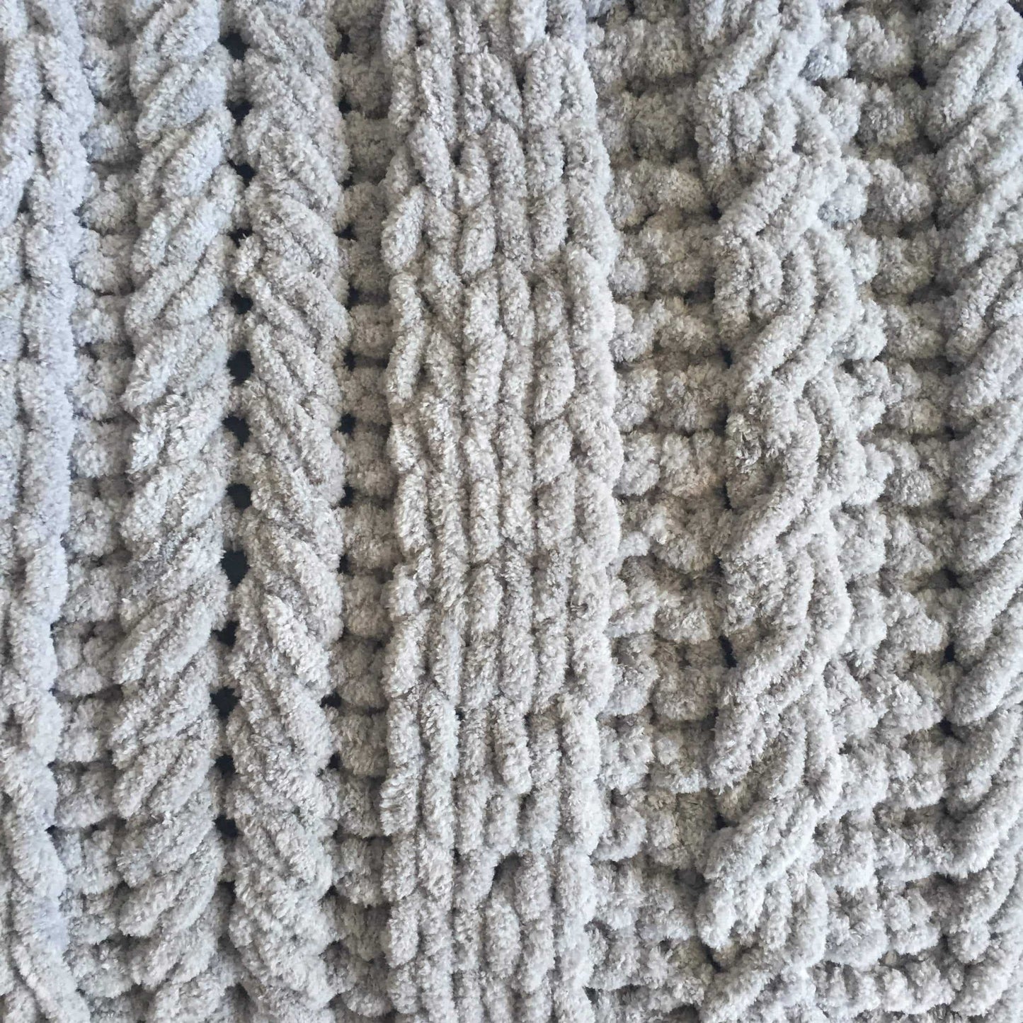 PATTERN: Extra-Chunky Braid Cable Blanket - ILoveMyBlanket