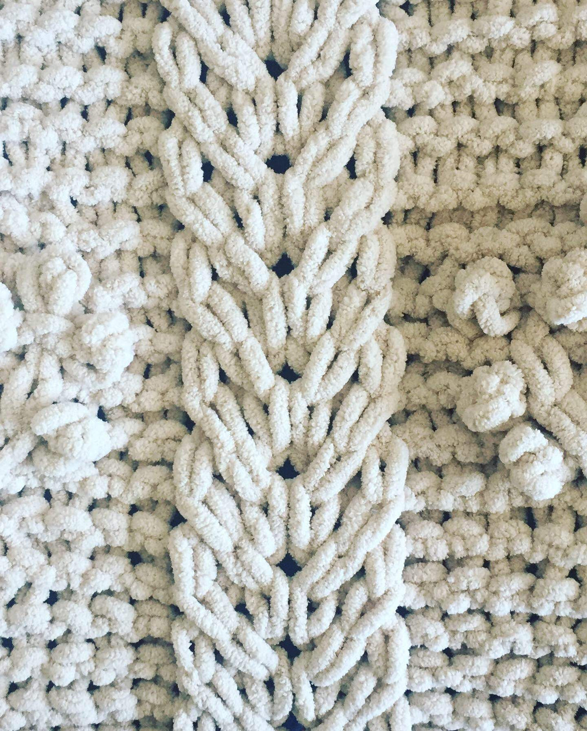 PATTERN: Irish Aran Tree of Life Cable Knit Blanket – ILoveMyBlanket