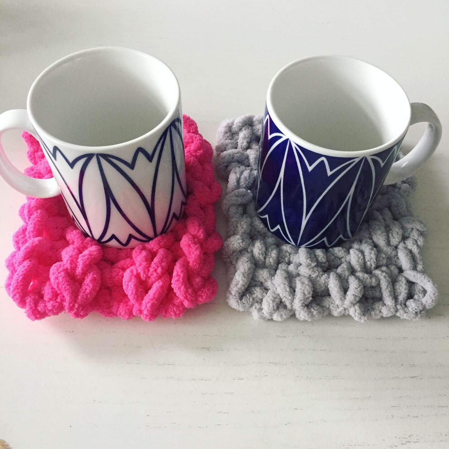 PATTERN: Knitted Mug Rugs - ILoveMyBlanket