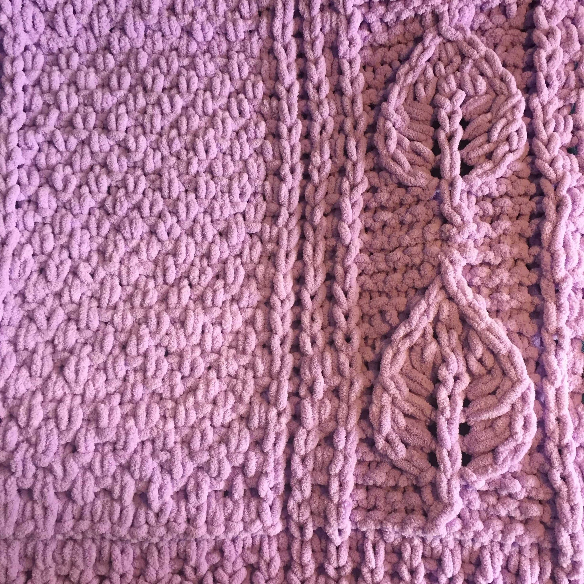 PATTERN: Lace Leaf Baby Blanket - ILoveMyBlanket