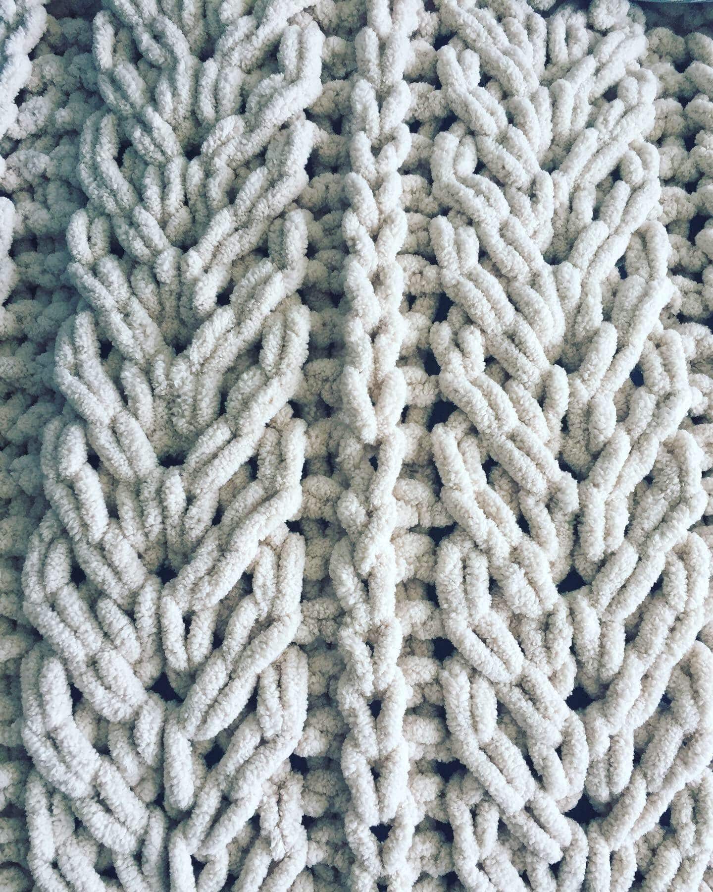 PATTERN: Super Chunky Staghorn Cable Blanket - ILoveMyBlanket