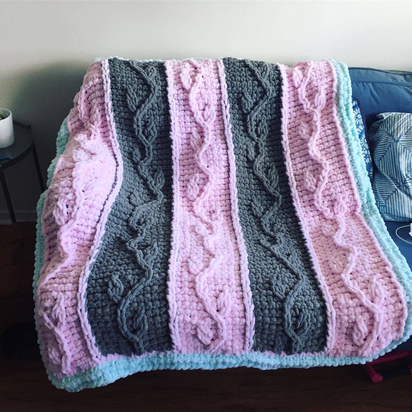 PATTERN: Wall of Climbing Vines Blanket – ILoveMyBlanket